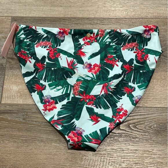 Victoria's Secret Floral Bikini Set with Adjustable Straps - Picture 6 of 16